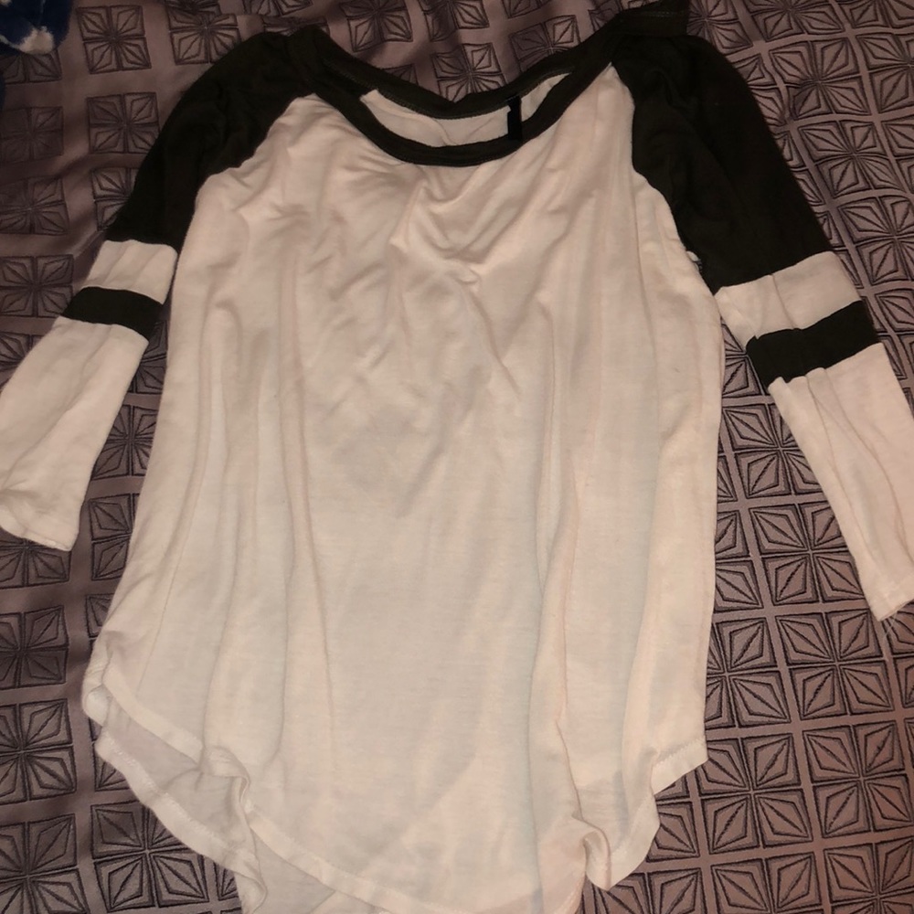Flowy long sleeve